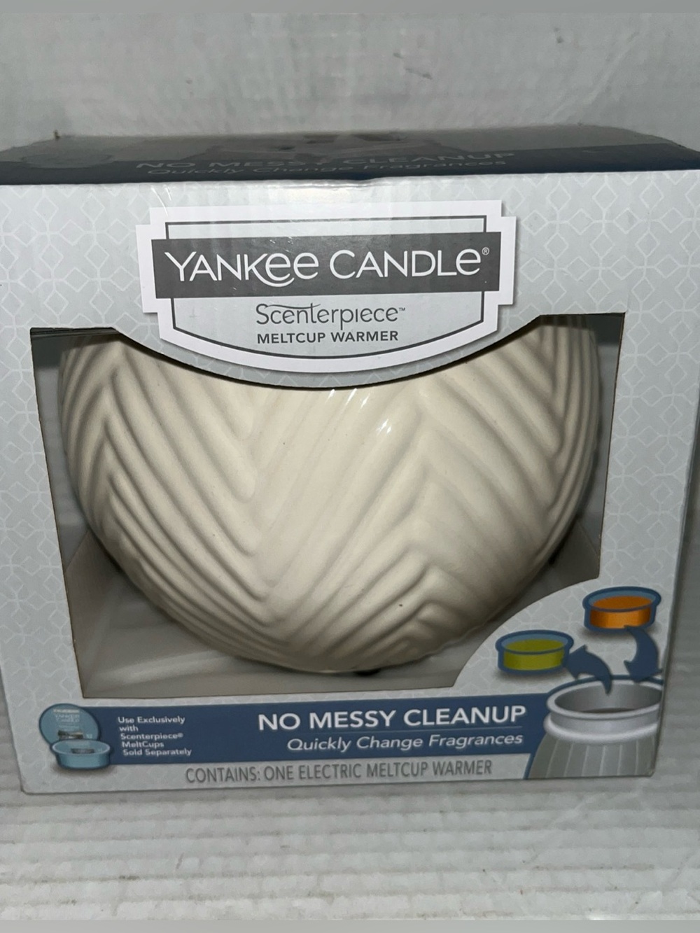 Yankee Candle Ceramic MeltCup Warmer in Cream